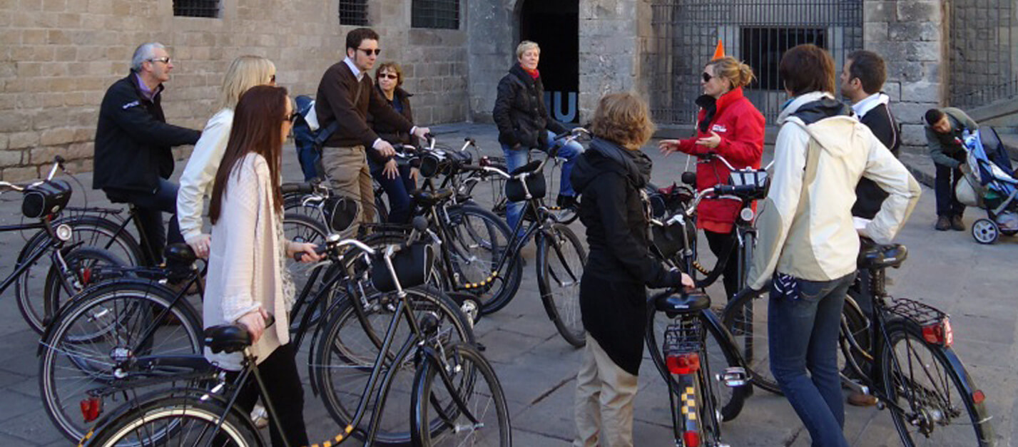 barcelona half day bike tour