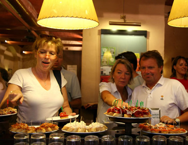 Barcelona activities tapas bike tour