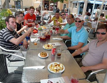 Barcelona bike tour tapas Barceloneta beach