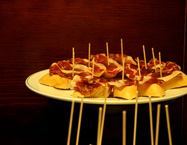 Barcelona bike tour spanish tapas